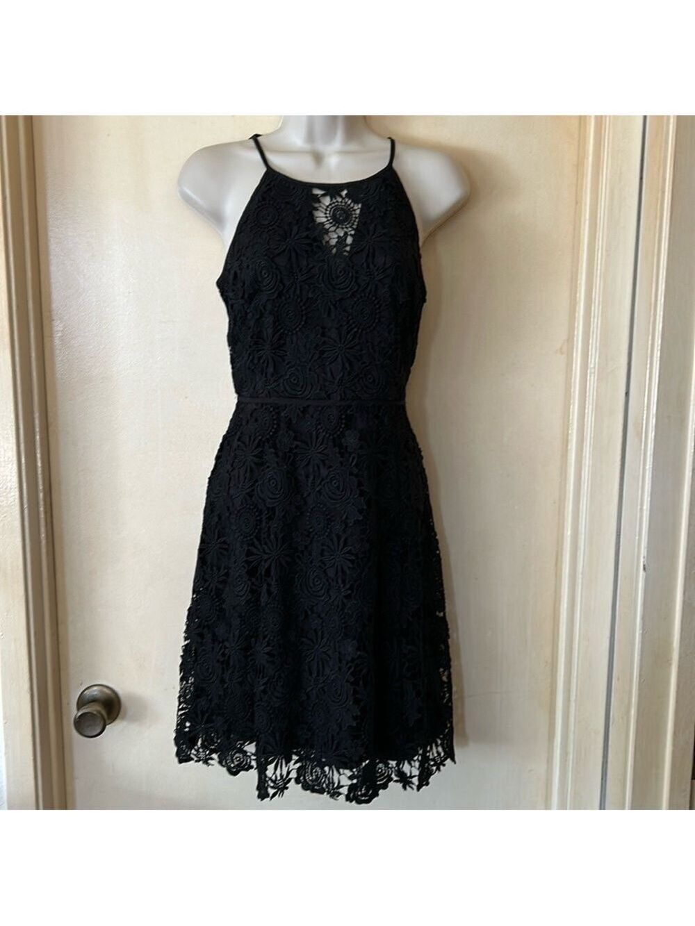 White House Black Market black lace dress size 0